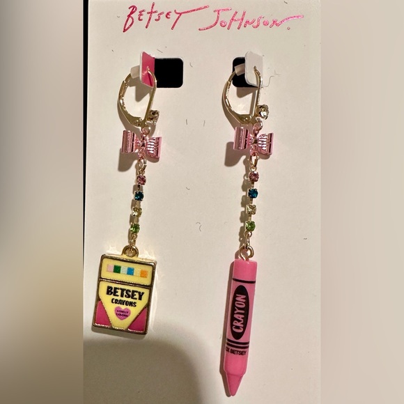 Betsey Johnson Pink Crayon & Crayon Box Mismatched Dangle Earrings-Teacher gift - Picture 7 of 7